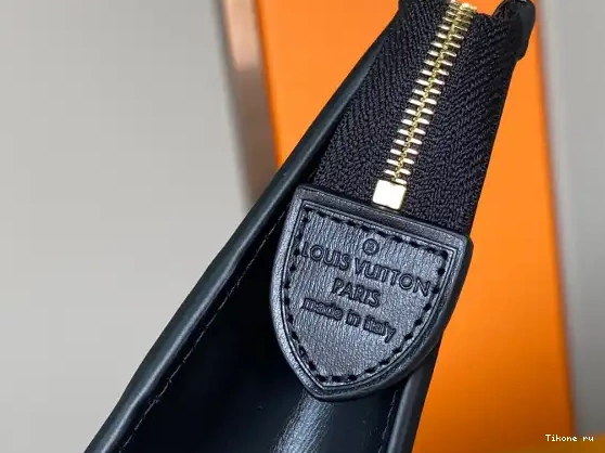 Affordable POUCH TOILETRY 26 1854 VUITTON SINCE LOUIS 0617